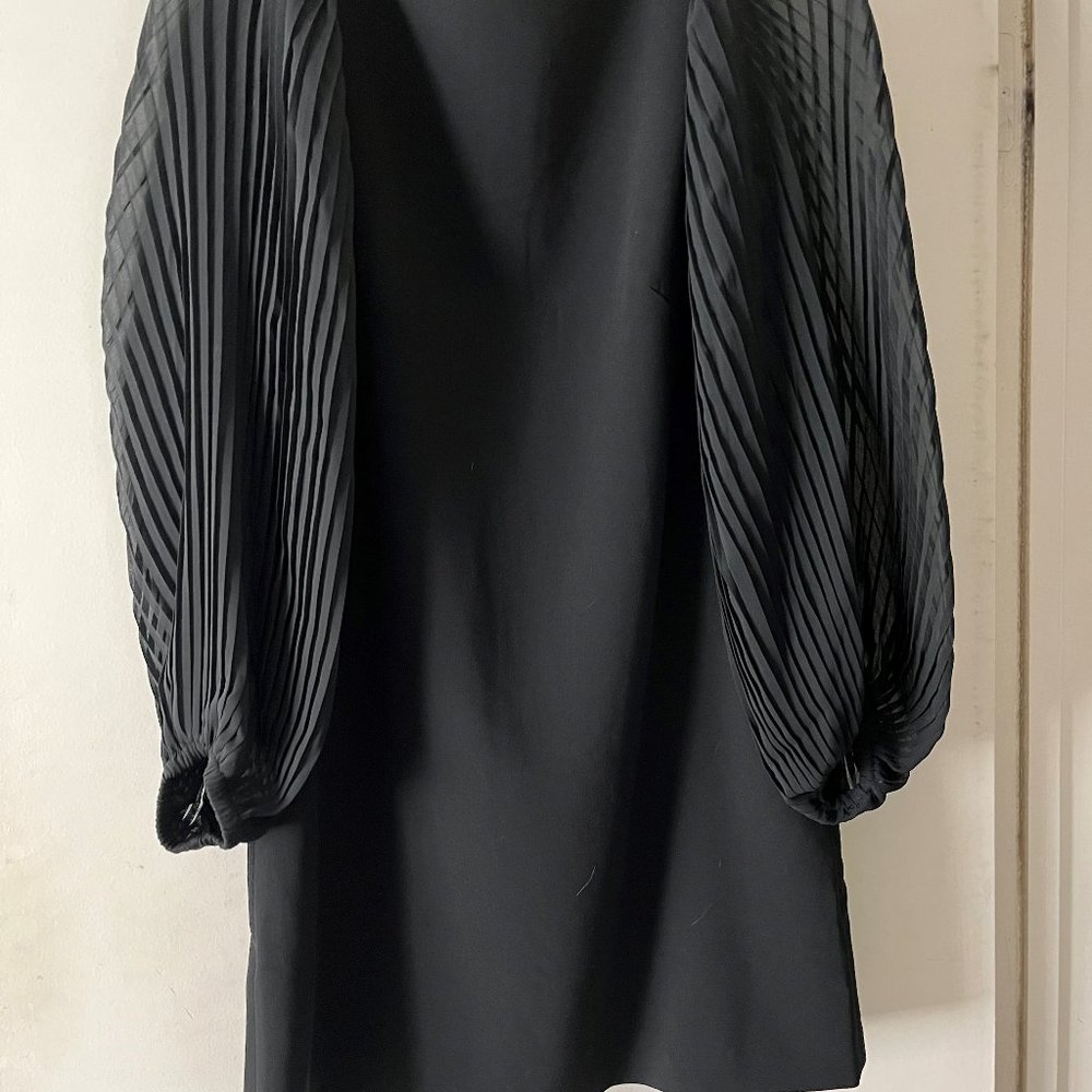 Black sheath dress with sheer pleated sleeves - size 4P - never worn